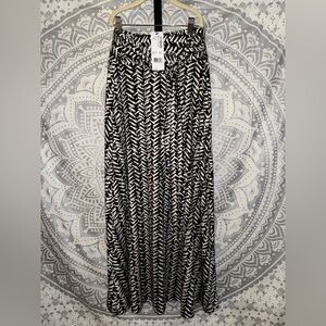 NY Collection Black and White Maxi Skirt